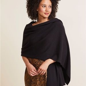 NWT with a flaw, Garnet Hill 100% cashmere wrap, never worn, see photos